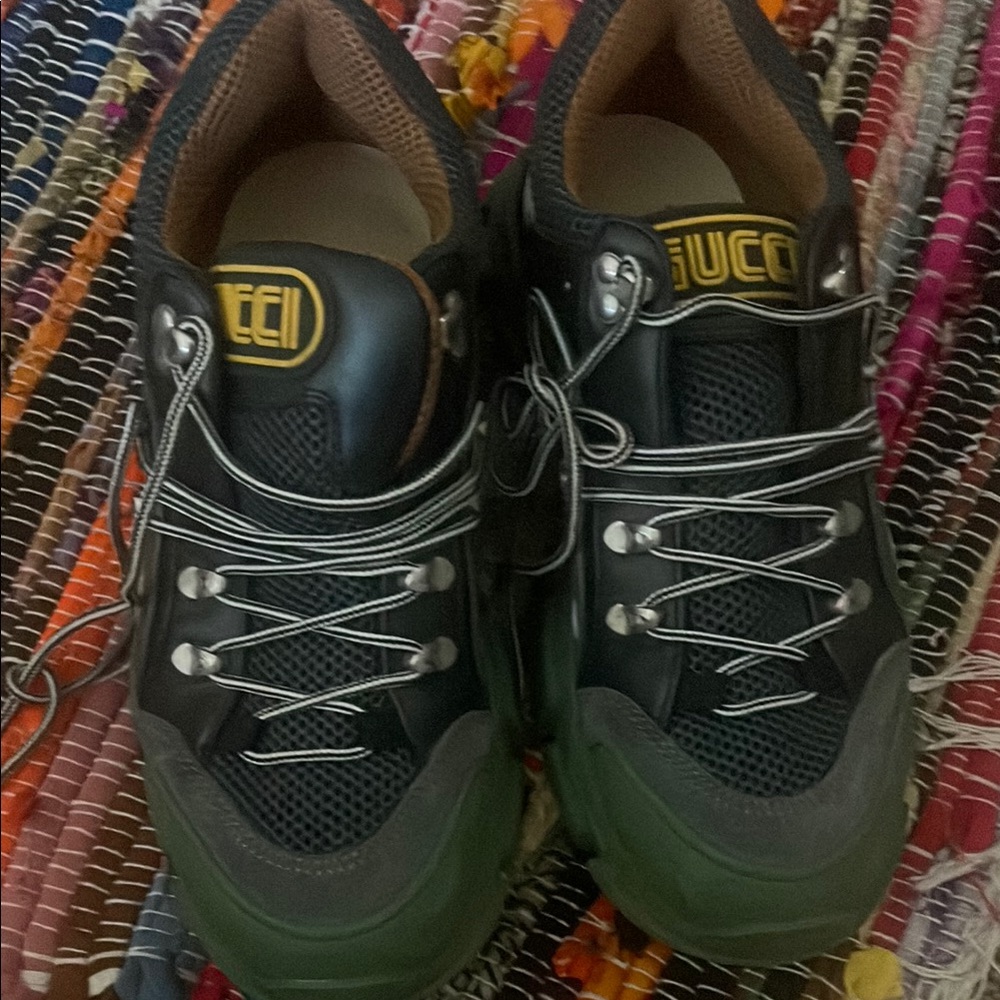 Pre owned authentic Gucci Black and Green Sneakers with Rugged Design 7.5 men’s